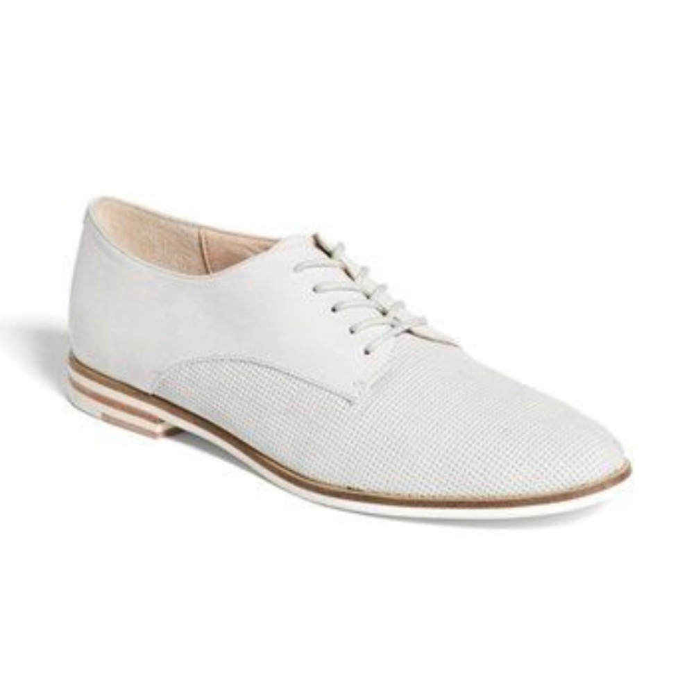 NEVER WORN French Connection Ecru Grey Oxfords